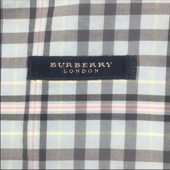 Authentic Burberry Short Sleeve Button Down Shirt - Picture 7 of 8